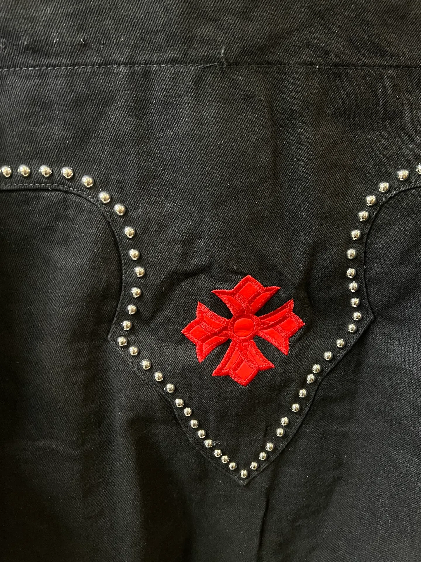P280 [next day] Chrome Heart/Chrome Heart 25FW rivet colorful leather embroidered high-tech denim jacket (black) Size: 46 48 50 52 (corresponding to s-xl) Detailed sizes can be found in Figure 9